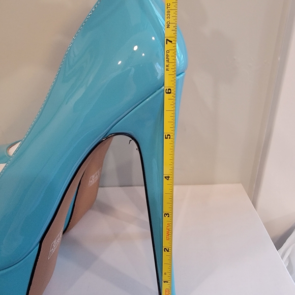 Elegant Blue Platform High Heels - Picture 4 of 12